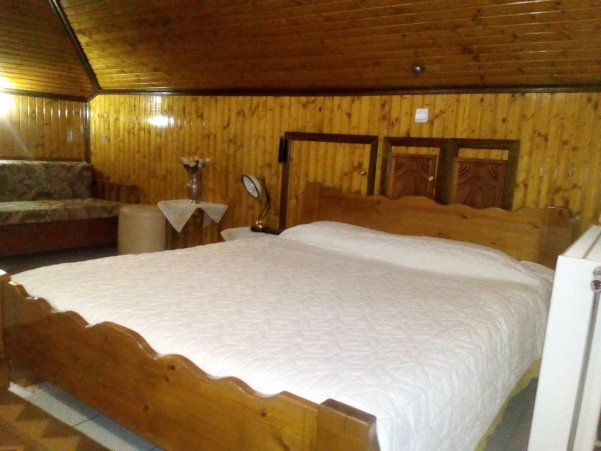 Kostis Hause Hotel Kastraki  Bagian luar foto